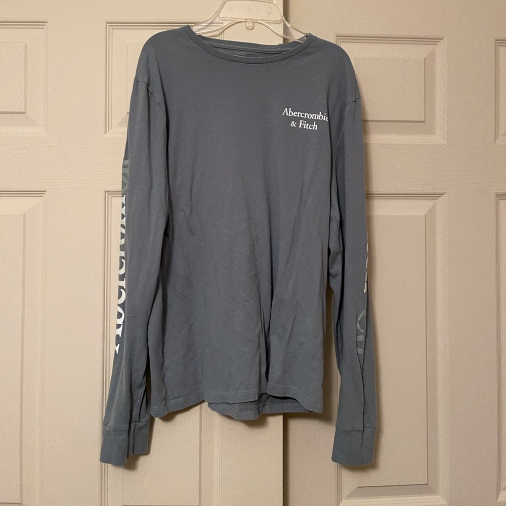 Long sleeve Abercrombie tee with ombré arm detail